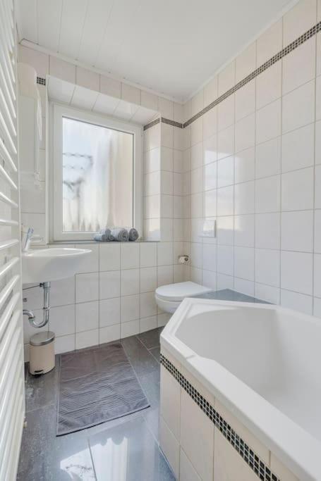 Tiny Apartment With Spacious Terrace On The Rhine Neuwied Exteriér fotografie